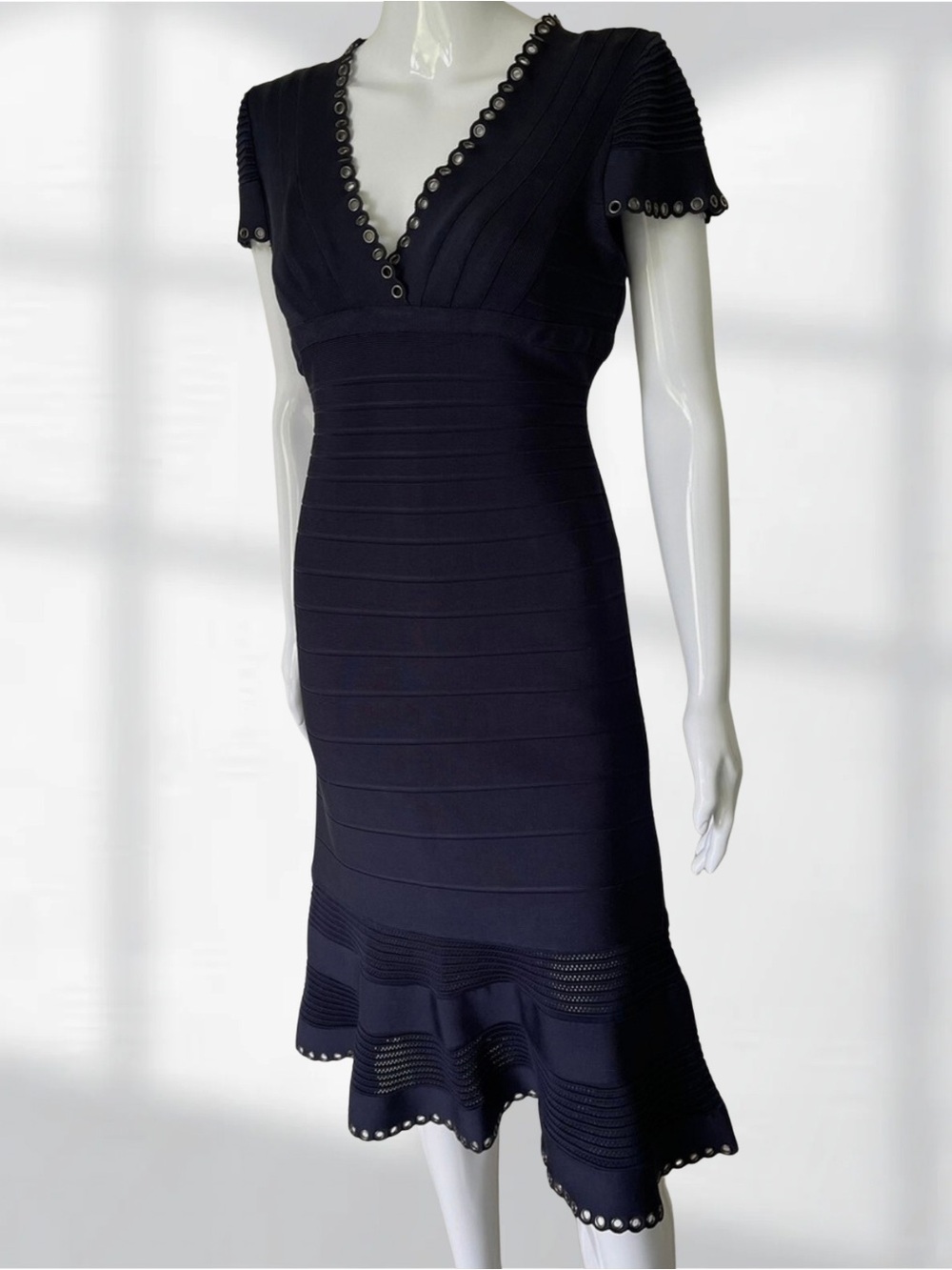 Herve Leger Navy Grommet V-Neck Cap Sleeve Bandage Midi Dress Sz XS